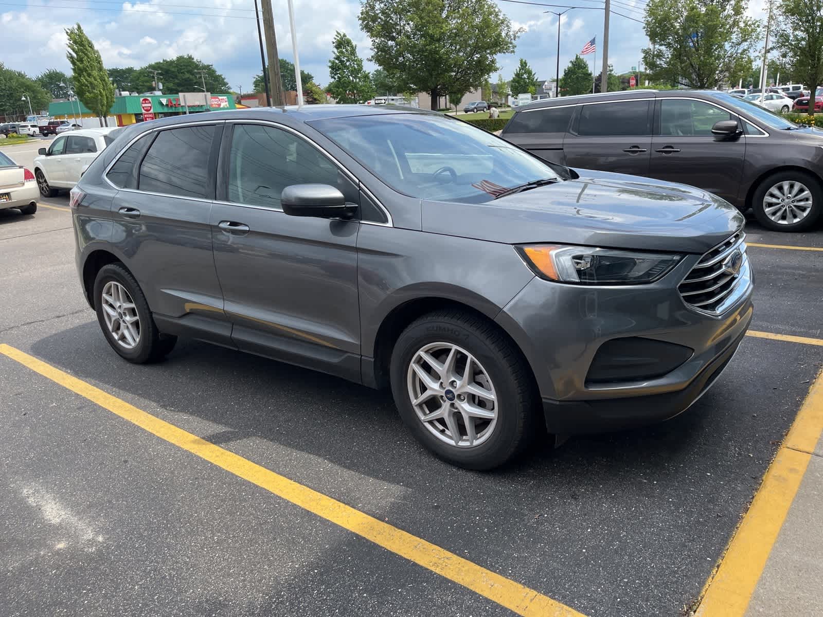 Thumbnail: 2022 Ford Edge - 17