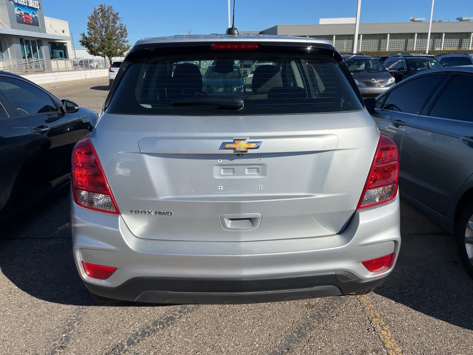 Thumbnail: 2018 Chevrolet Trax - 12