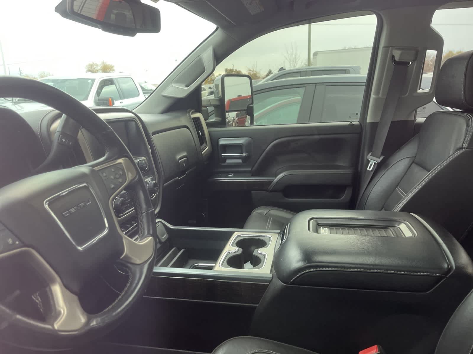 Thumbnail: 2016 GMC Sierra 2500 - 35