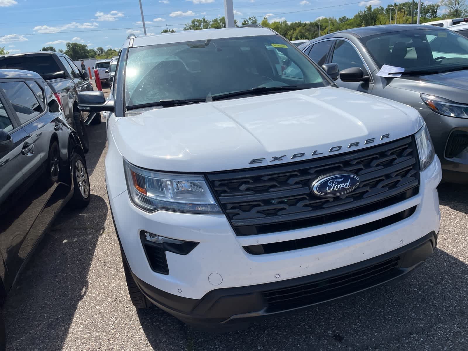 Thumbnail: 2018 Ford Explorer - 20