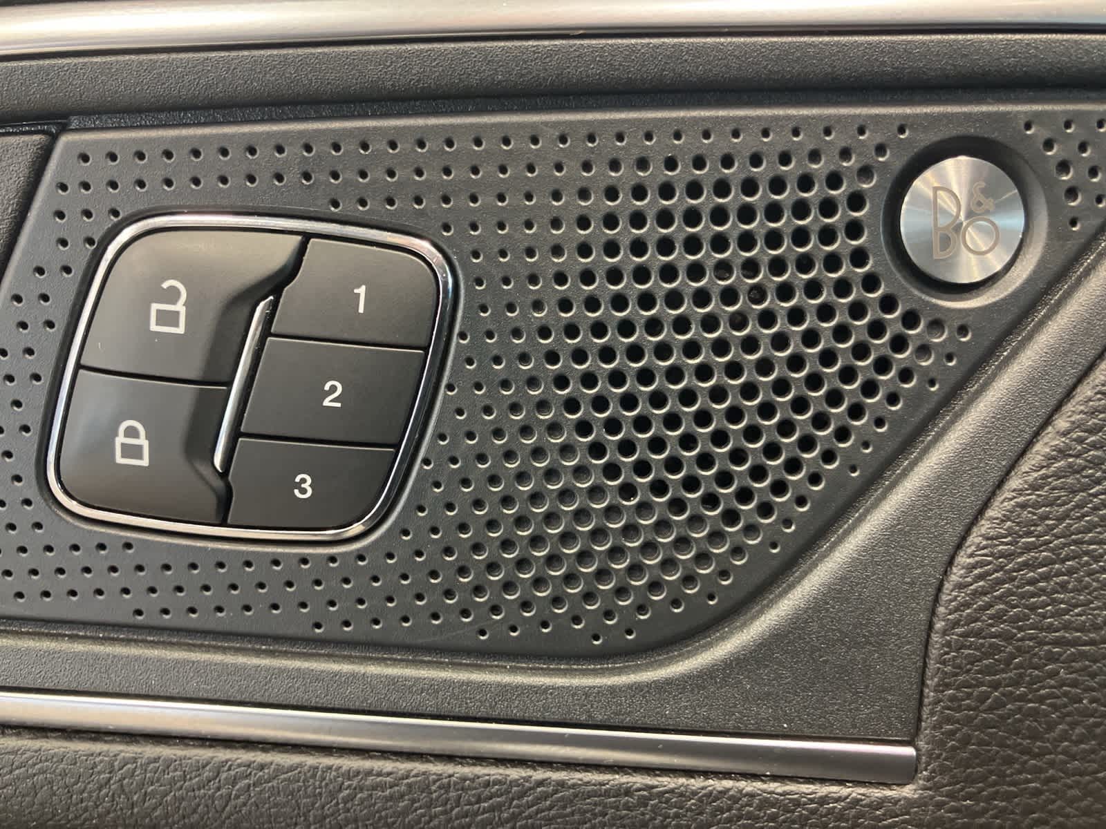 Thumbnail: 2019 Ford Edge - 14