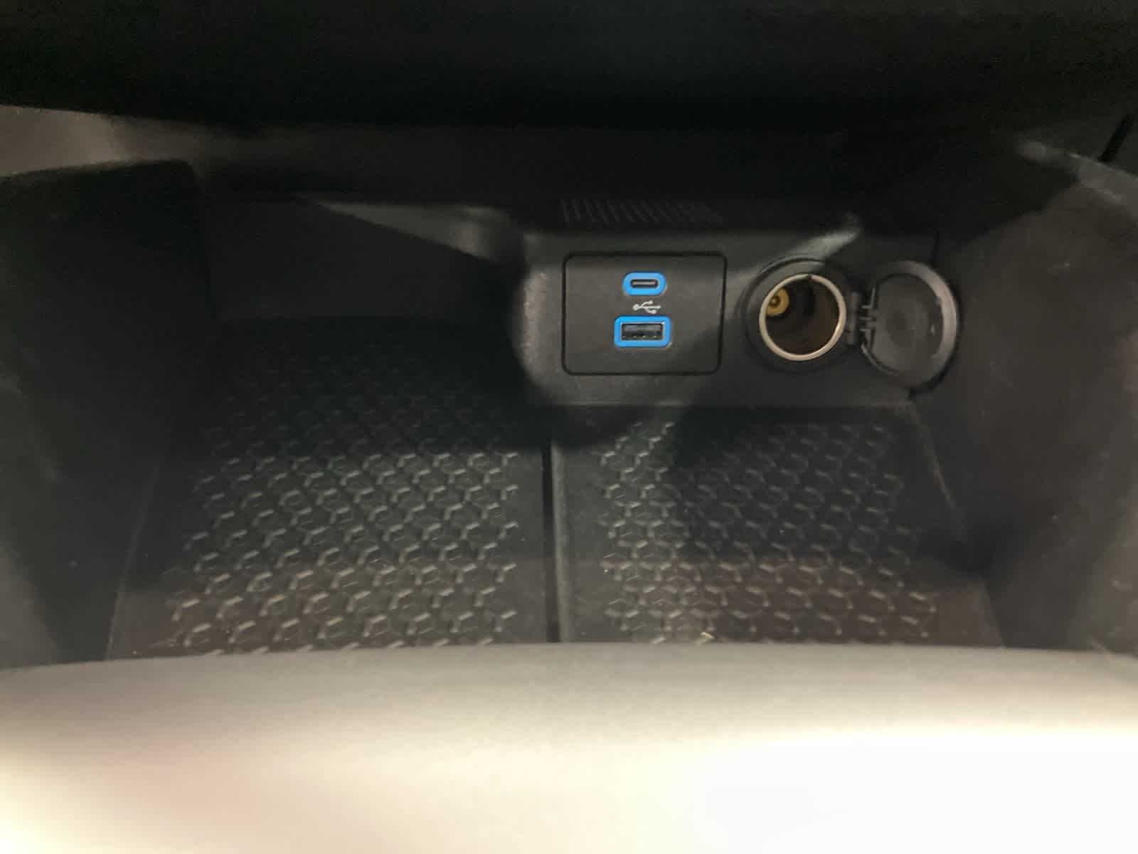 Thumbnail: 2022 Ford Bronco Sport - 16