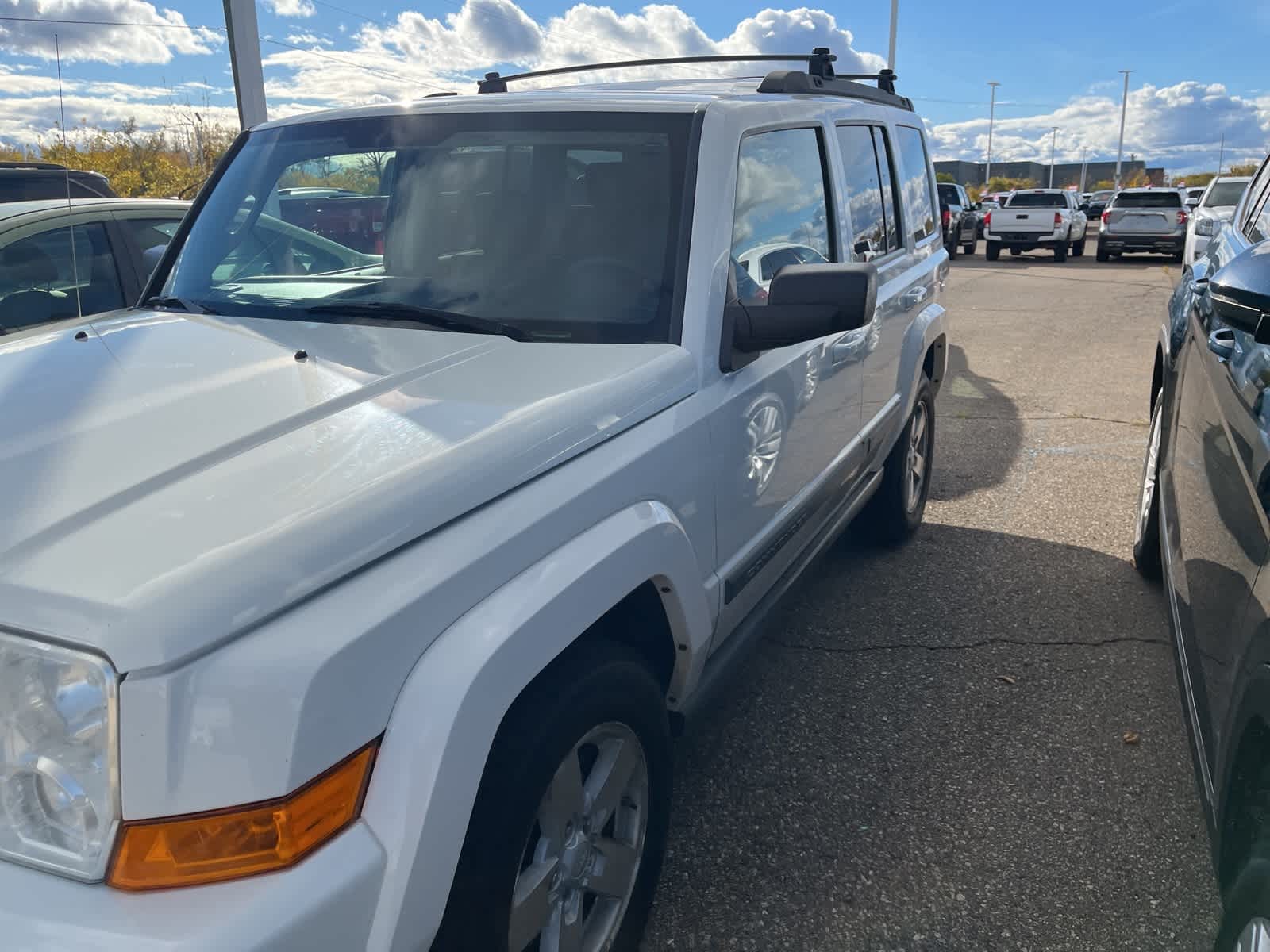 Thumbnail: 2008 Jeep Commander - 5