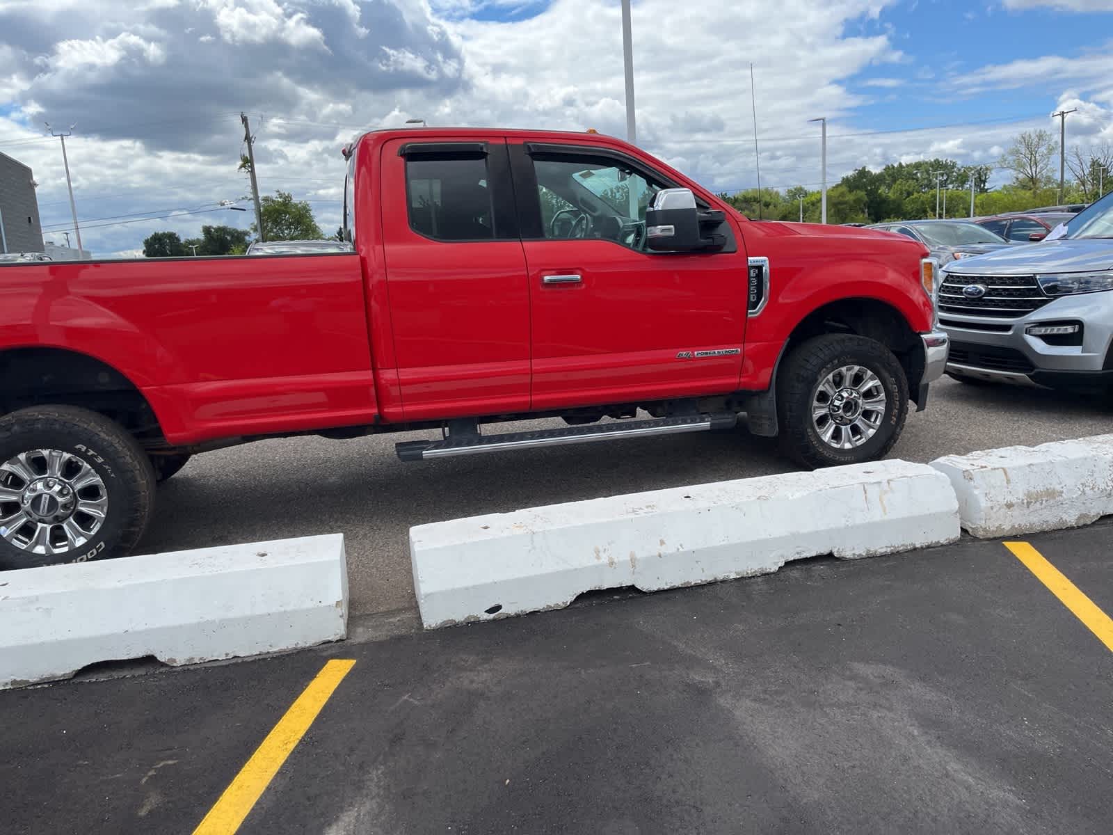 Thumbnail: 2018 Ford Econoline - 16