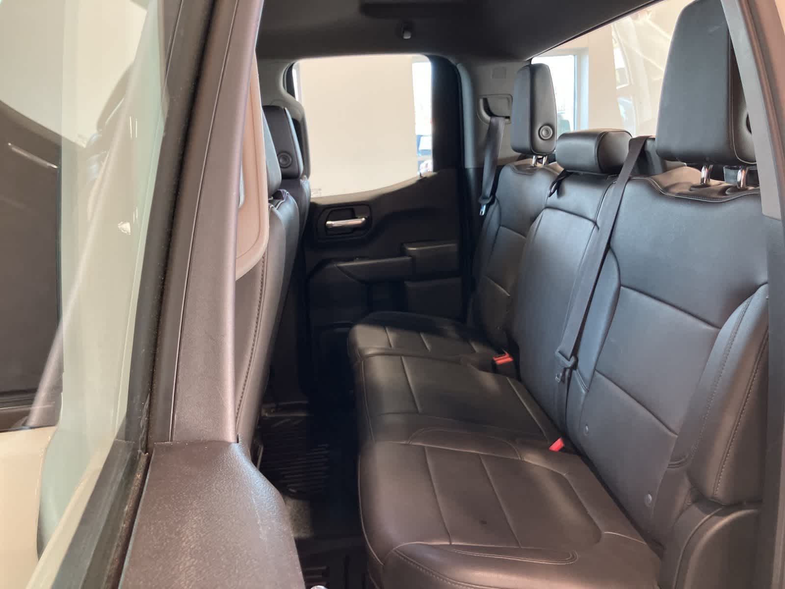 Thumbnail: 2021 Chevrolet Silverado 1500 - 23