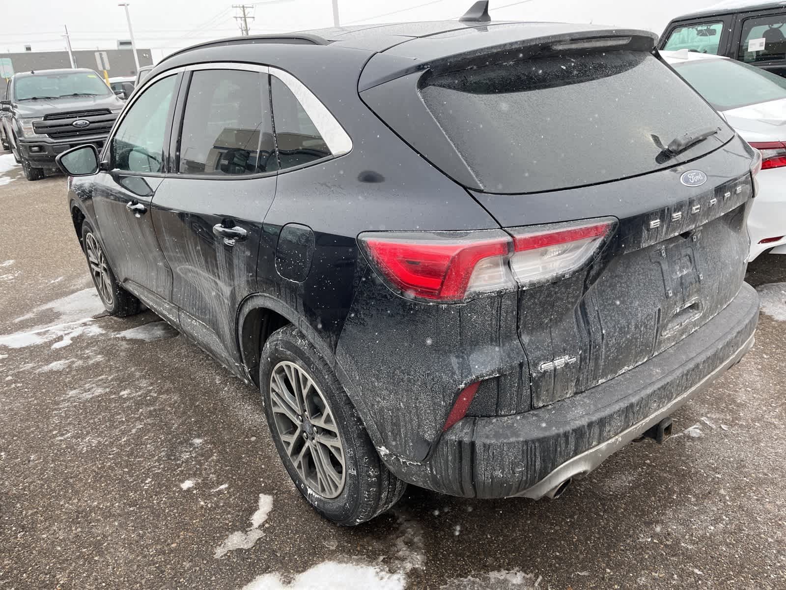 Thumbnail: 2021 Ford Escape - 7