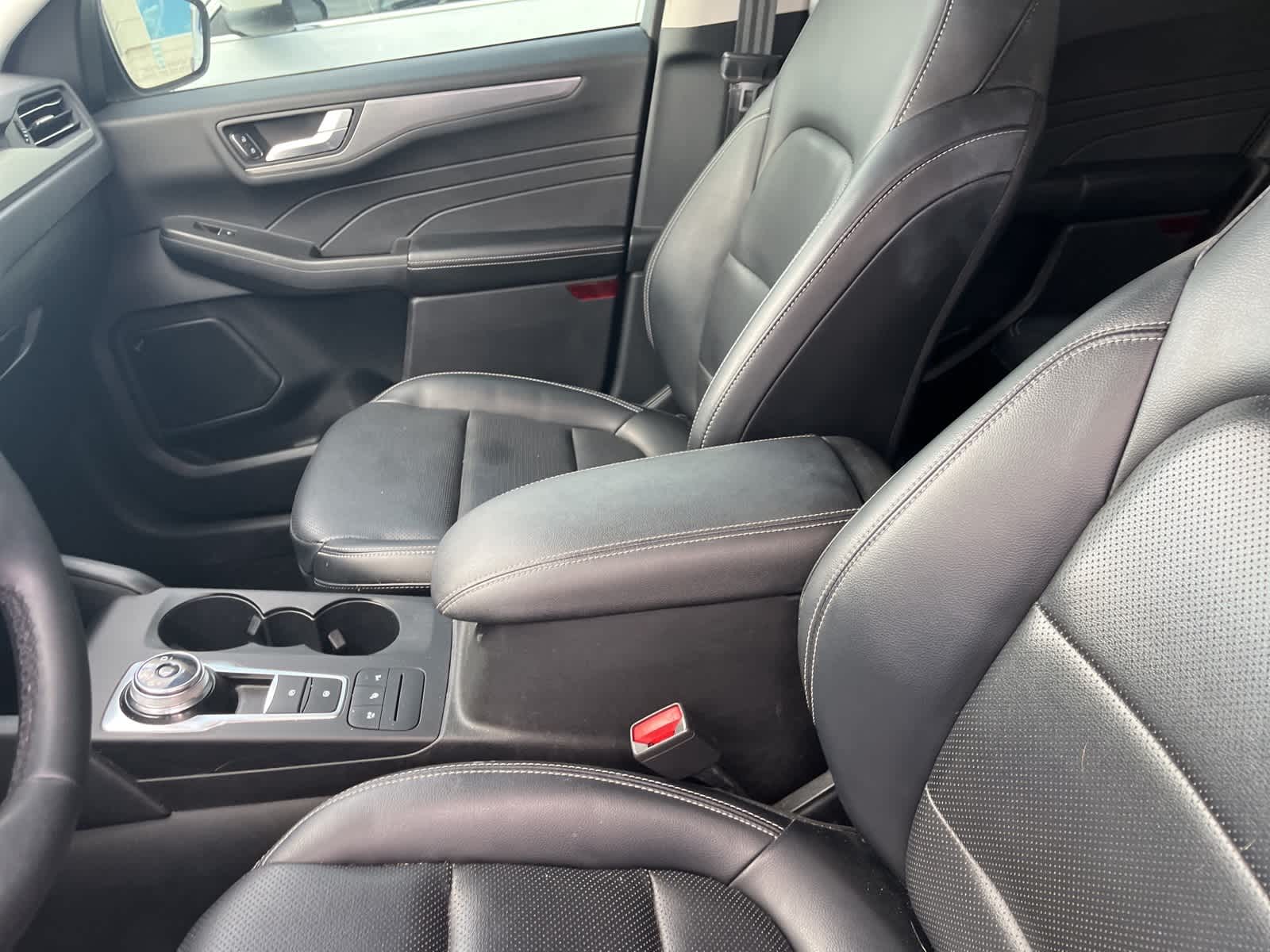 Thumbnail: 2021 Ford Escape - 24