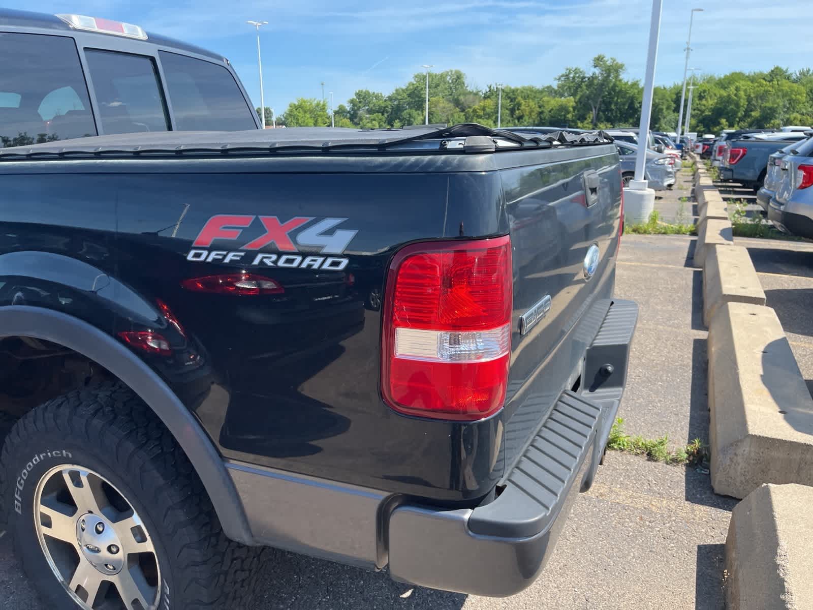 Thumbnail: 2004 Ford F-150 - 8