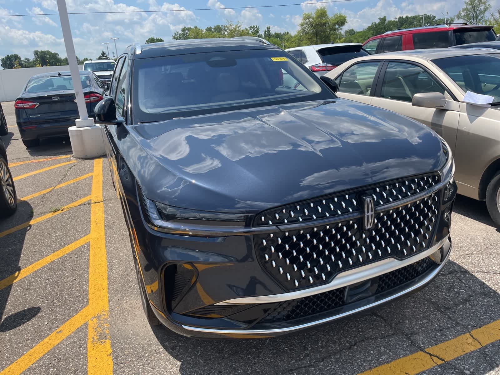 Thumbnail: 2024 Lincoln Nautilus - 20
