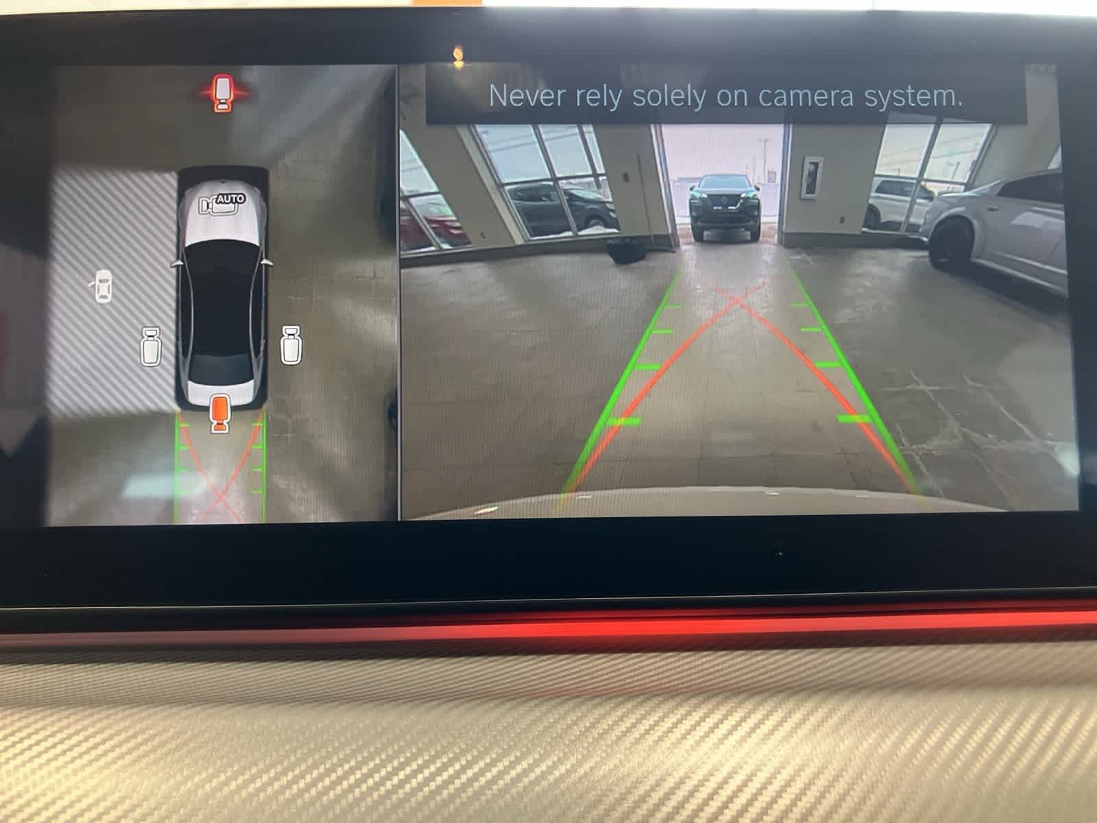 Thumbnail: 2019 BMW M5 - 24