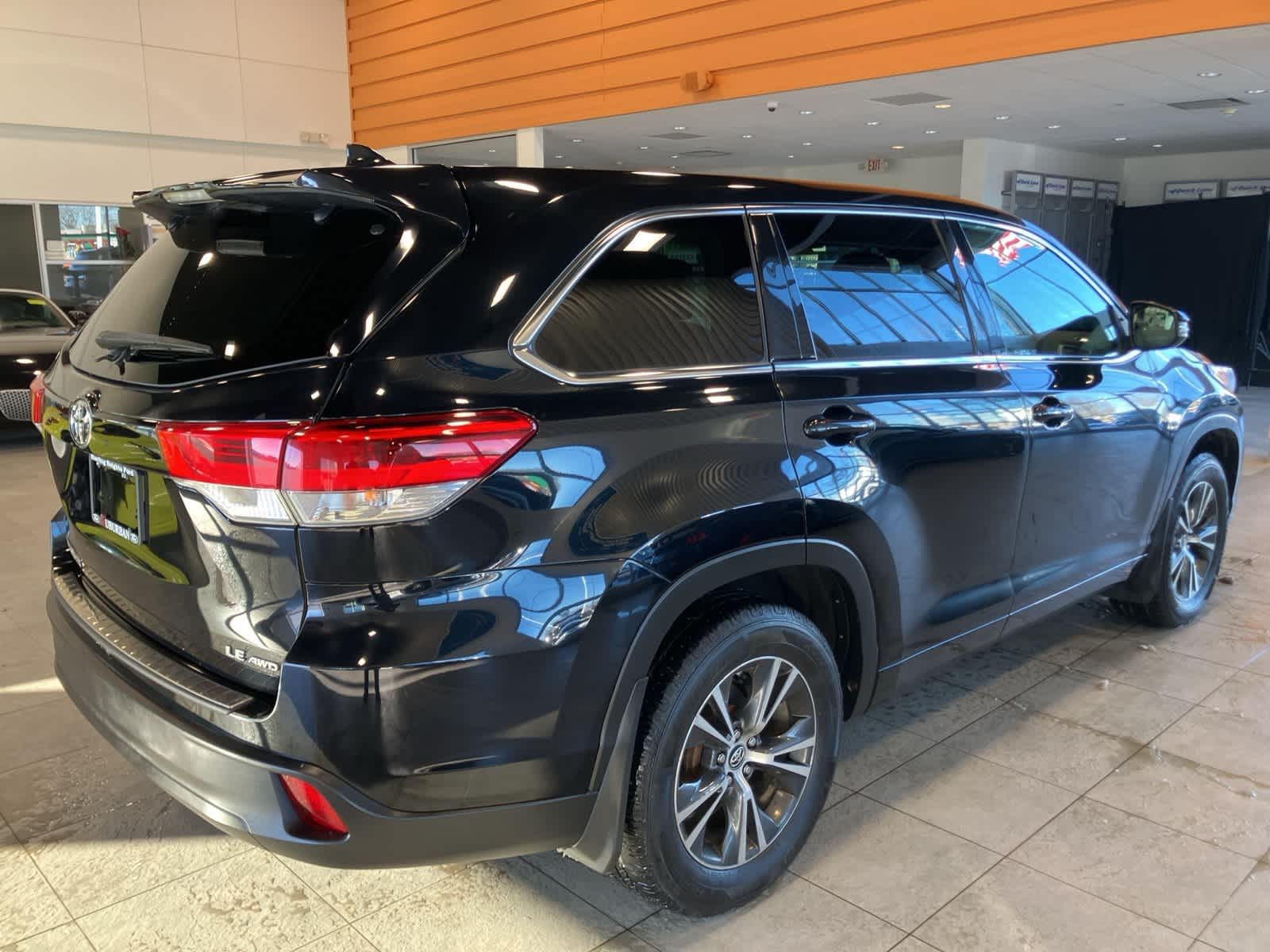 Thumbnail: 2018 Toyota Highlander - 5