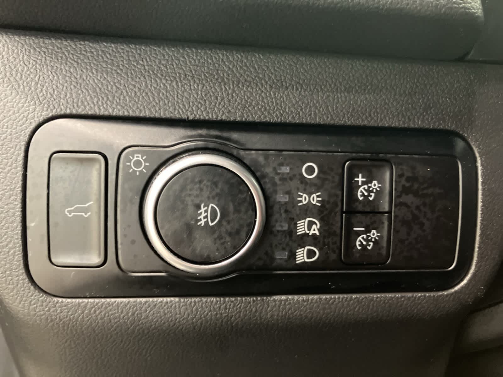 Thumbnail: 2023 Ford Escape - 18