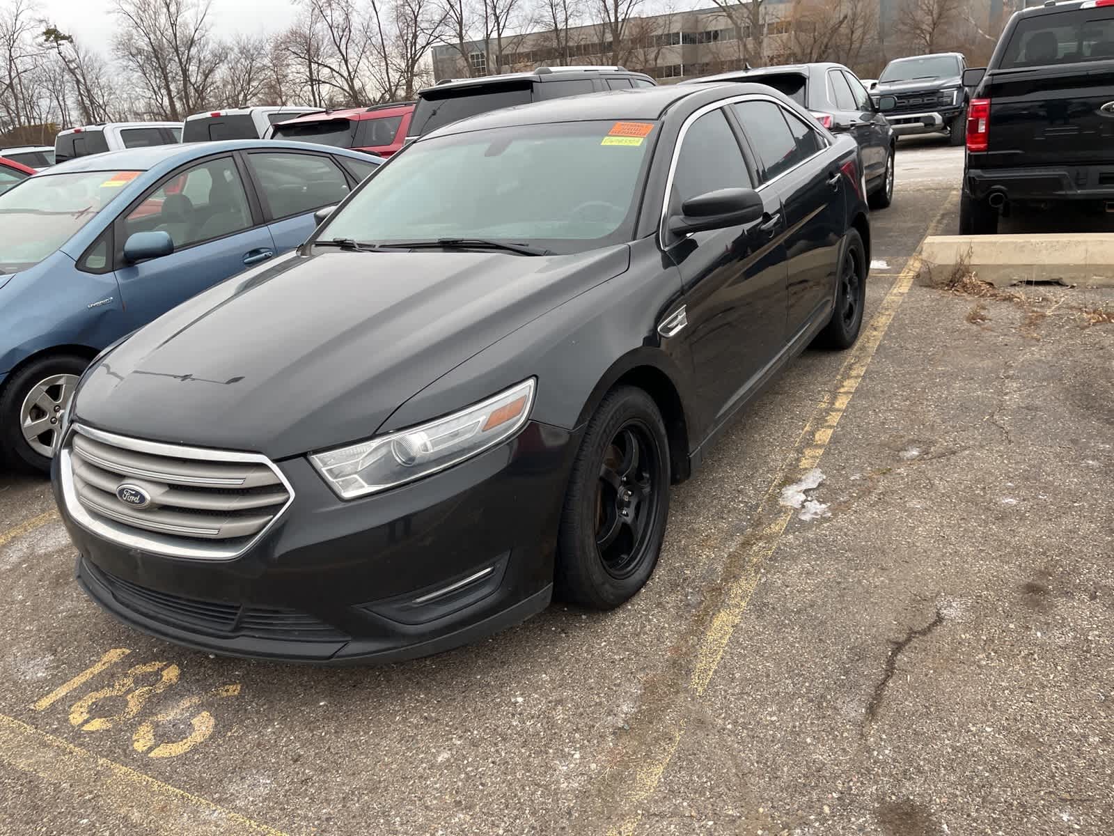 Thumbnail: 2014 Ford Taurus - 7