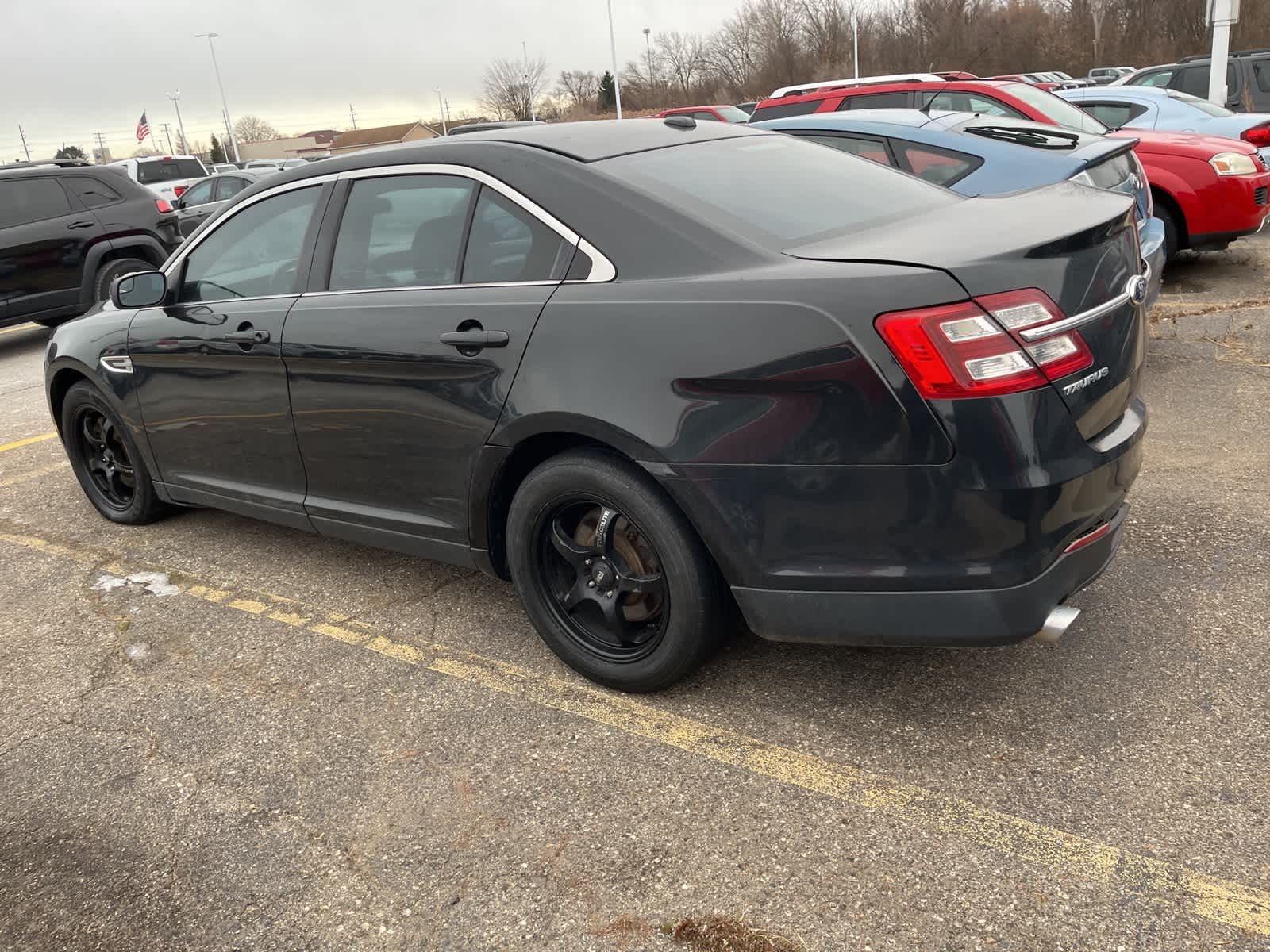 Thumbnail: 2014 Ford Taurus - 14