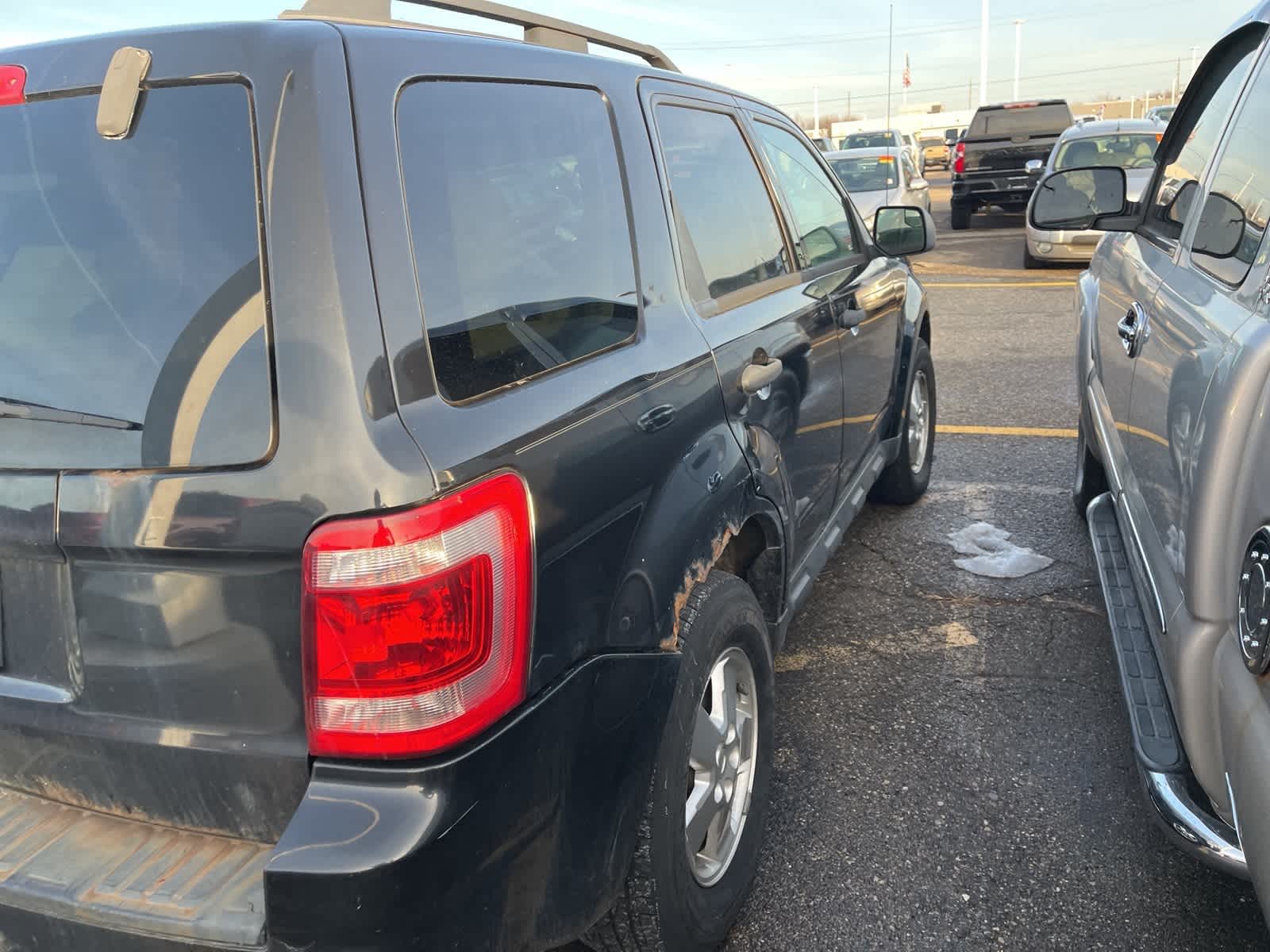 Thumbnail: 2011 Ford Escape - 14