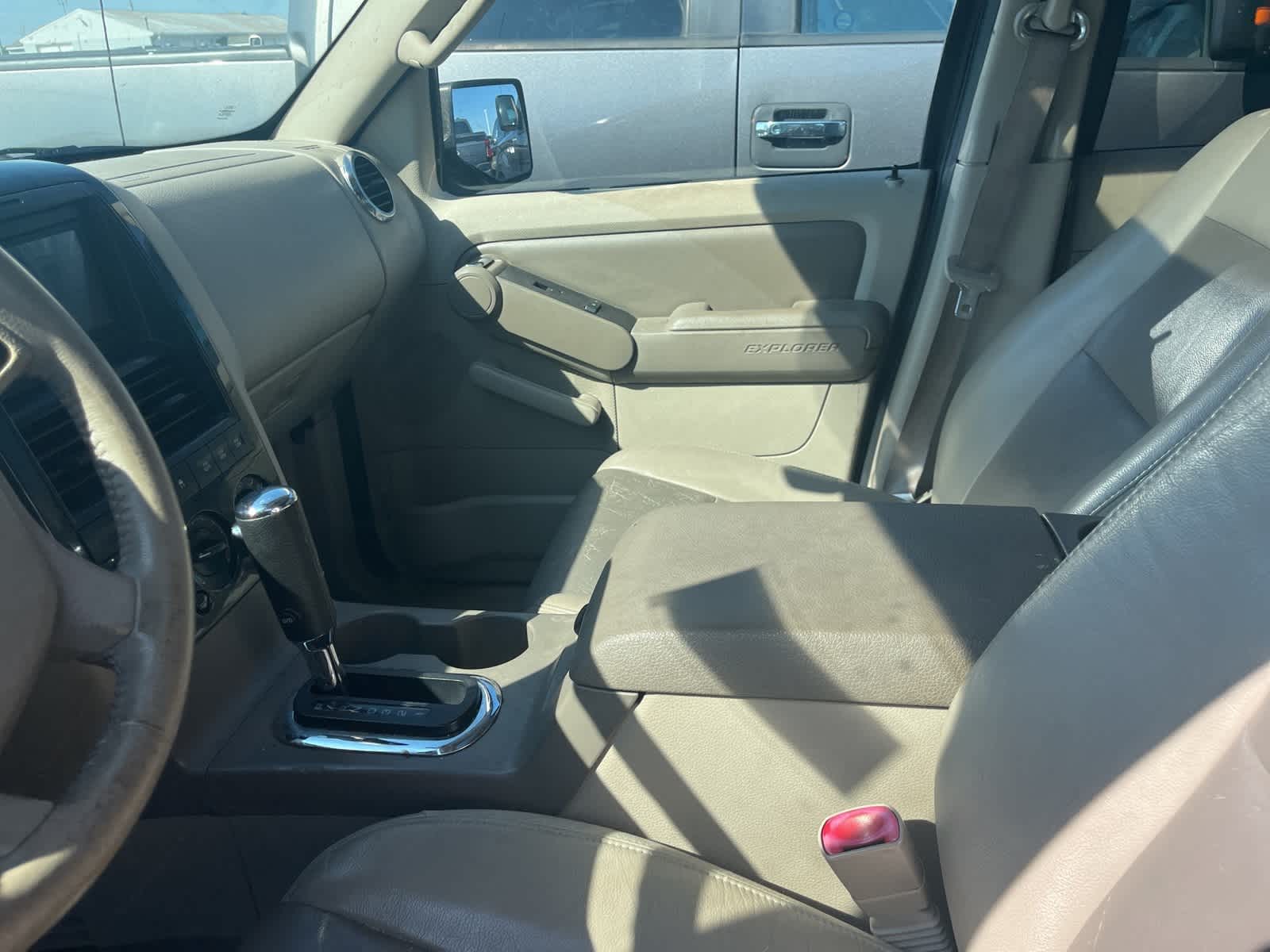 Thumbnail: 2007 Ford Explorer - 26