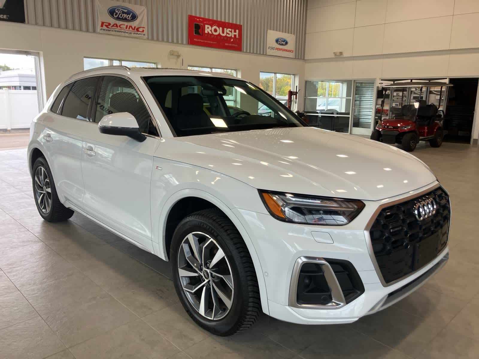 2023 Audi Q5 45 S line Prestige photo 3