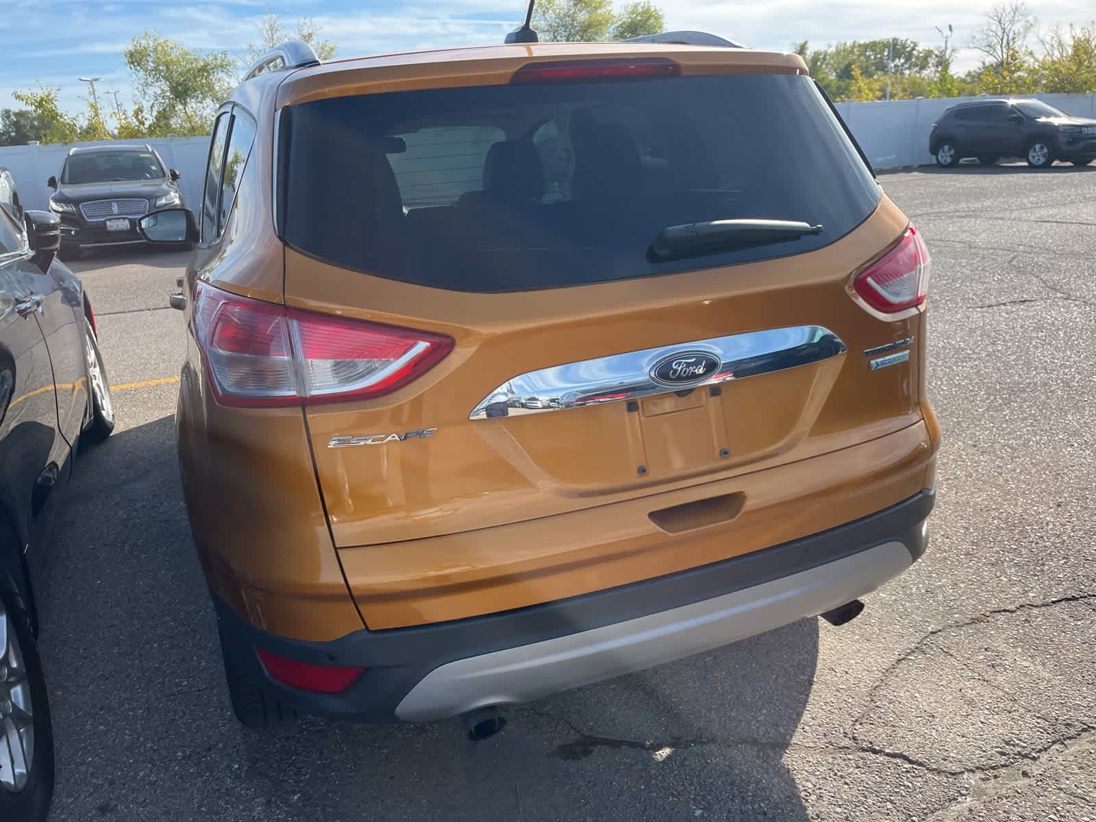 Thumbnail: 2016 Ford Escape - 10