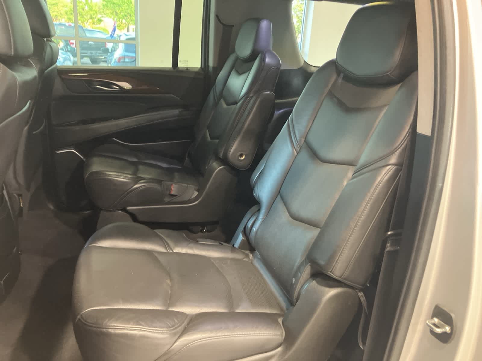Thumbnail: 2020 Cadillac Escalade - 28