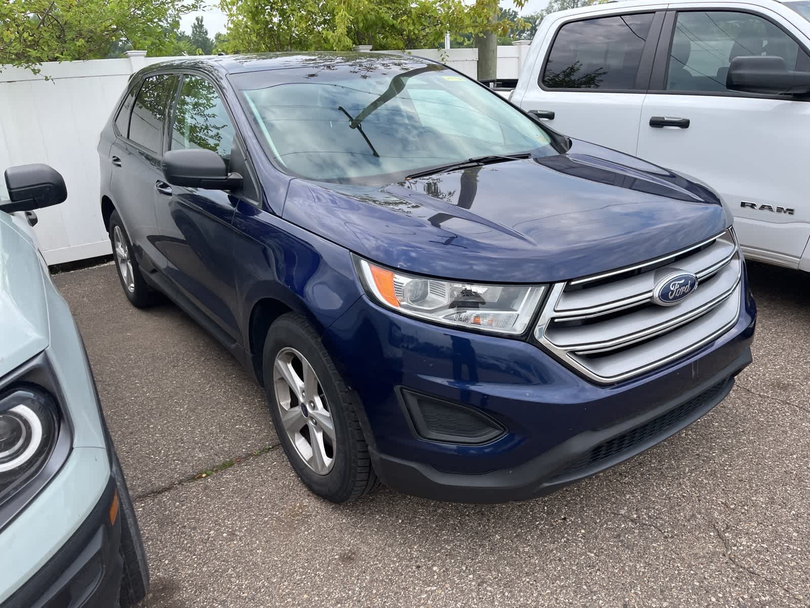 Thumbnail: 2016 Ford Edge - 18