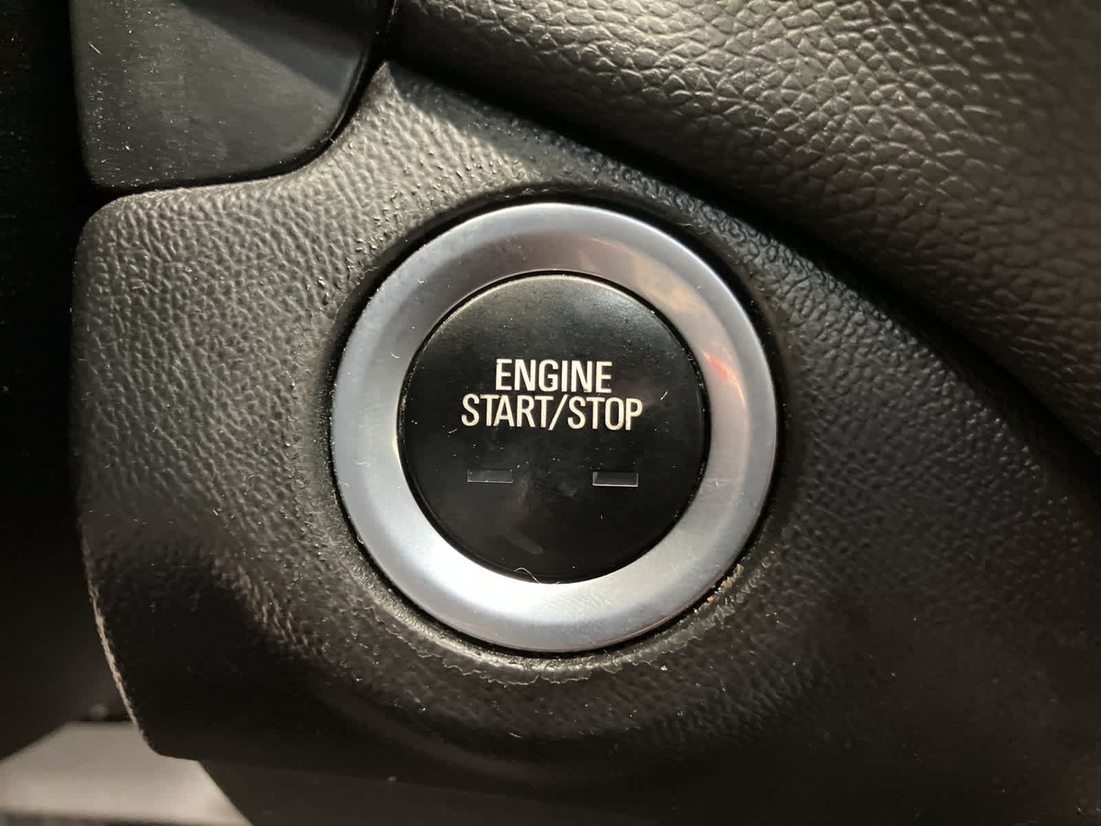 Thumbnail: 2018 Chevrolet Equinox - 18