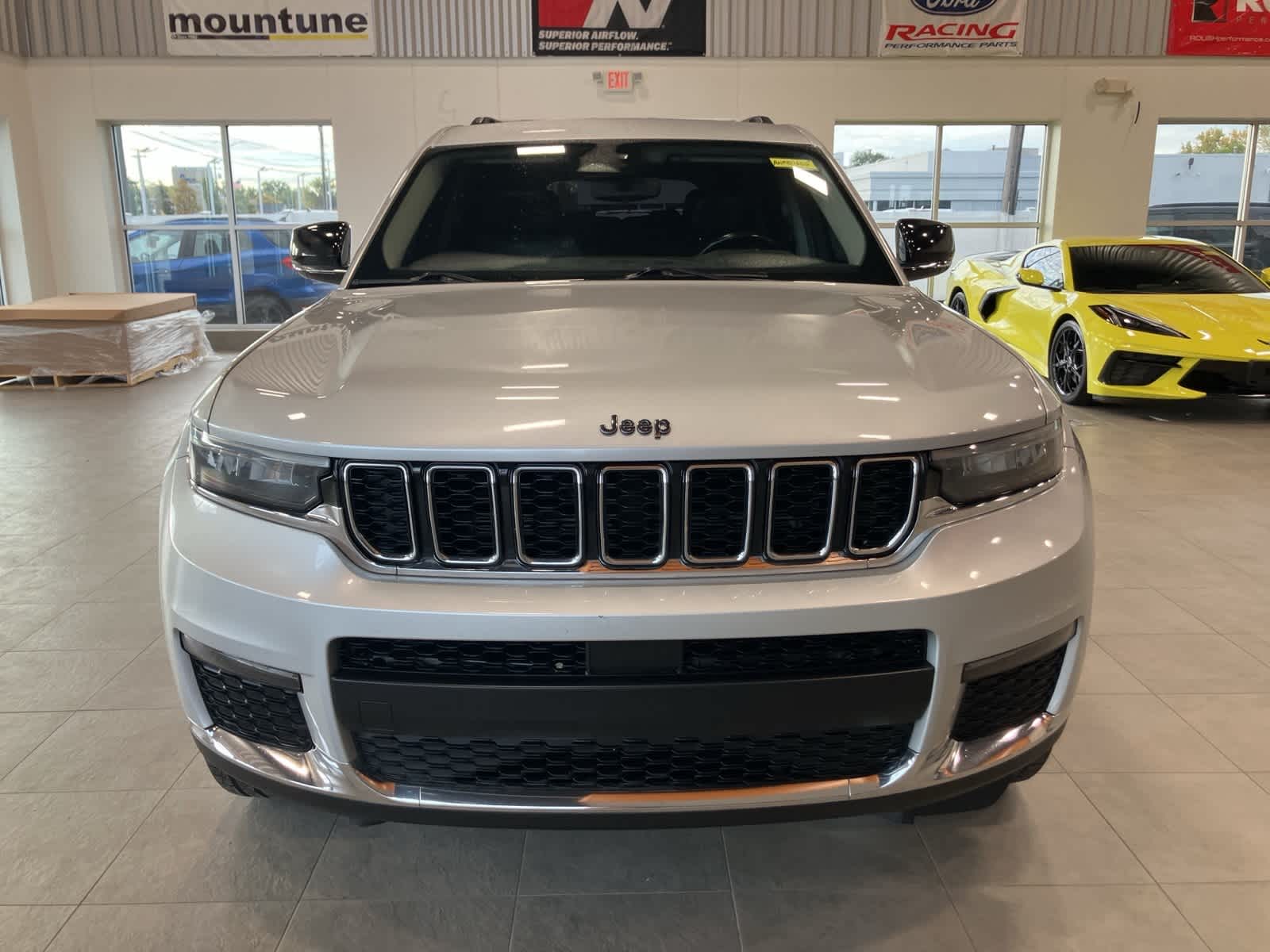 Thumbnail: 2021 Jeep Grand Cherokee L - 2