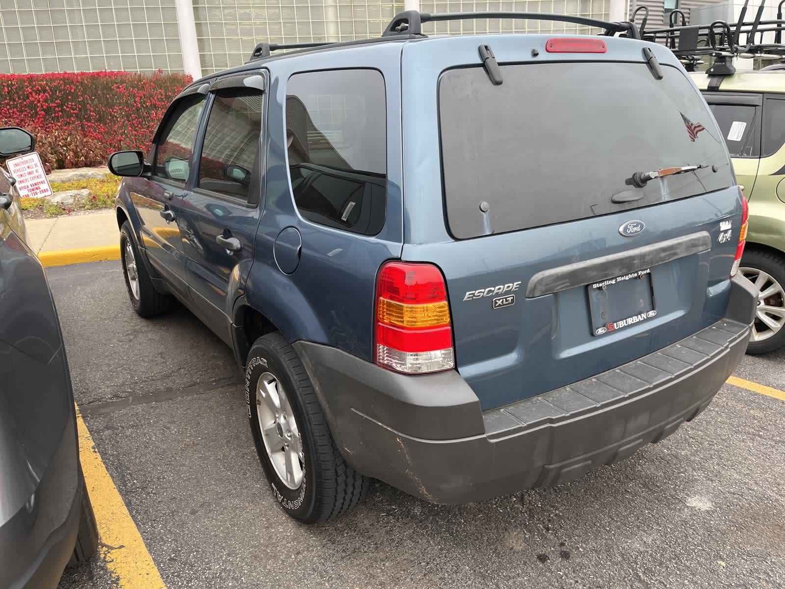Thumbnail: 2005 Ford Escape - 10