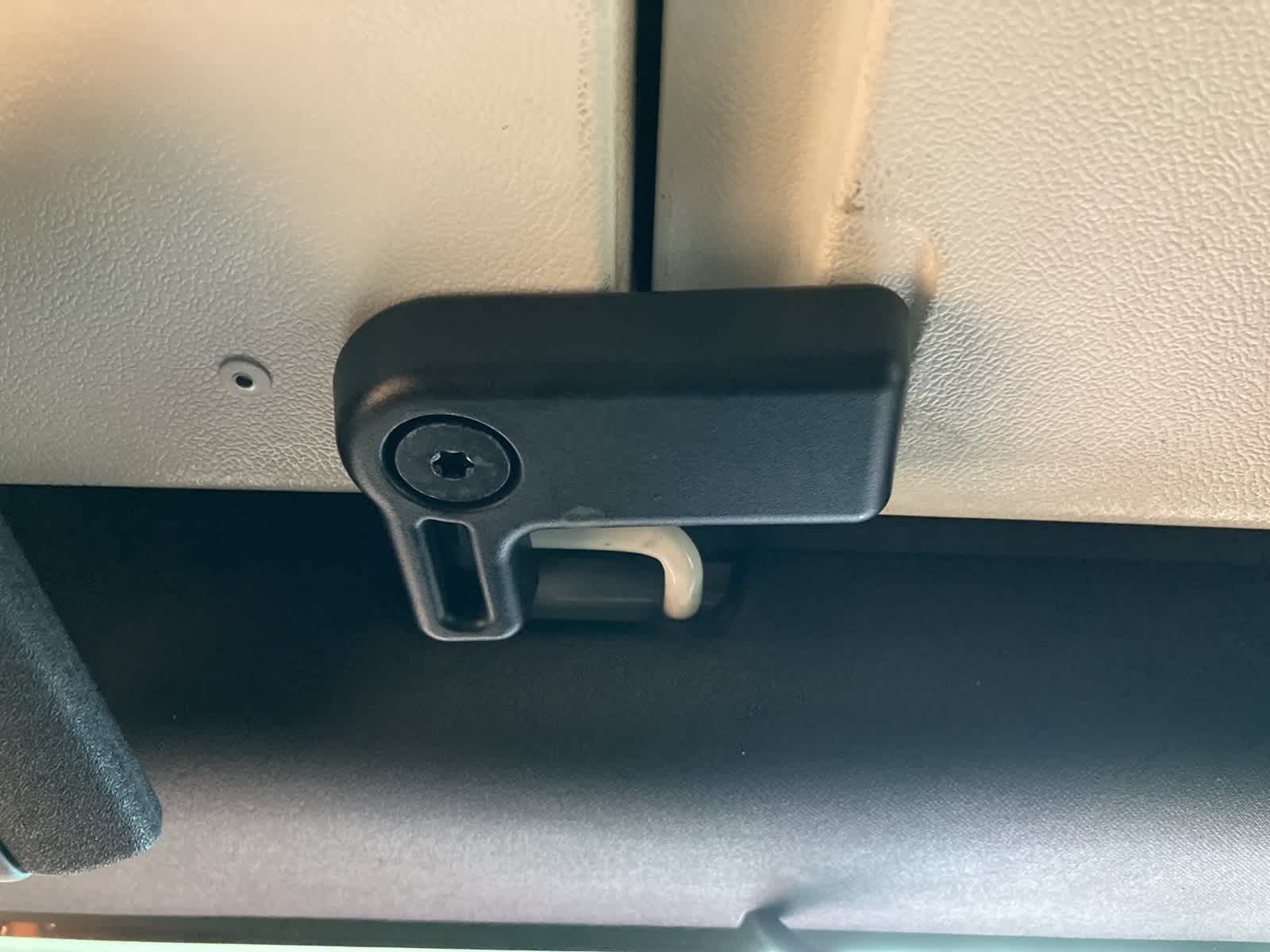 Thumbnail: 2016 Jeep Wrangler - 18