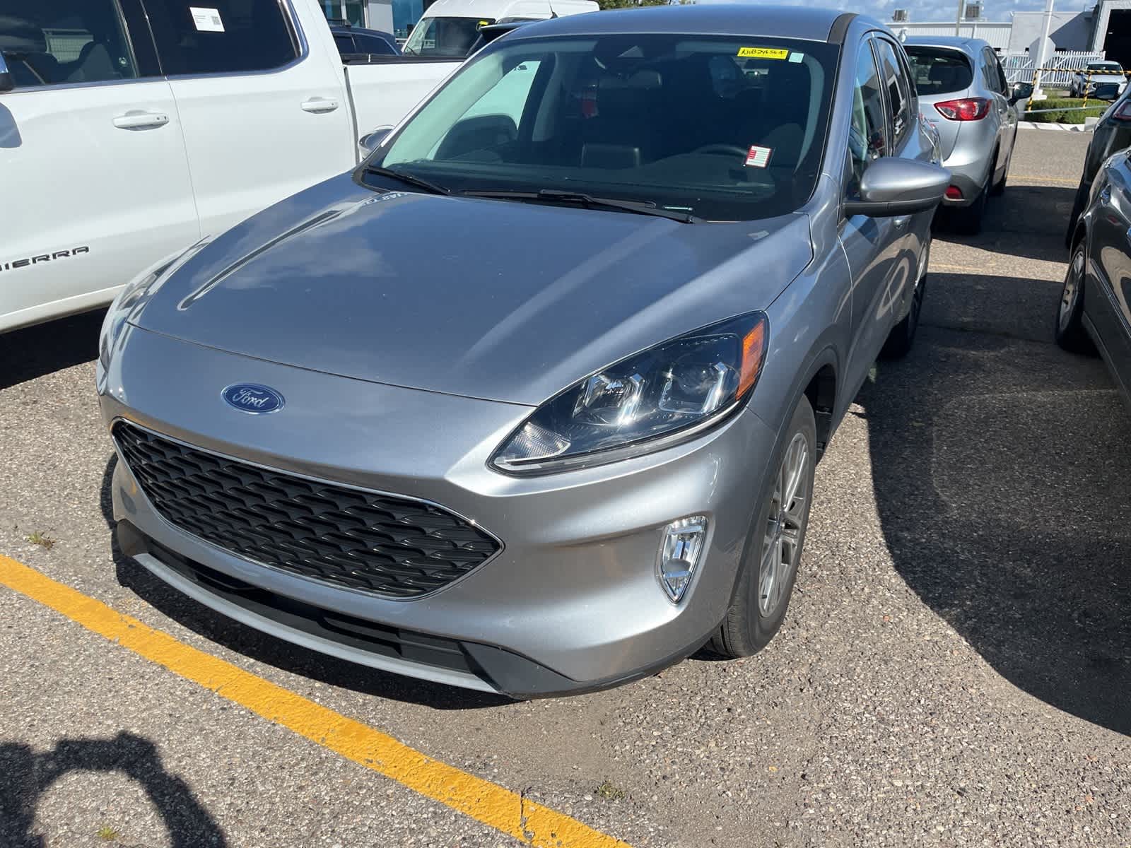 Thumbnail: 2022 Ford Escape - 2