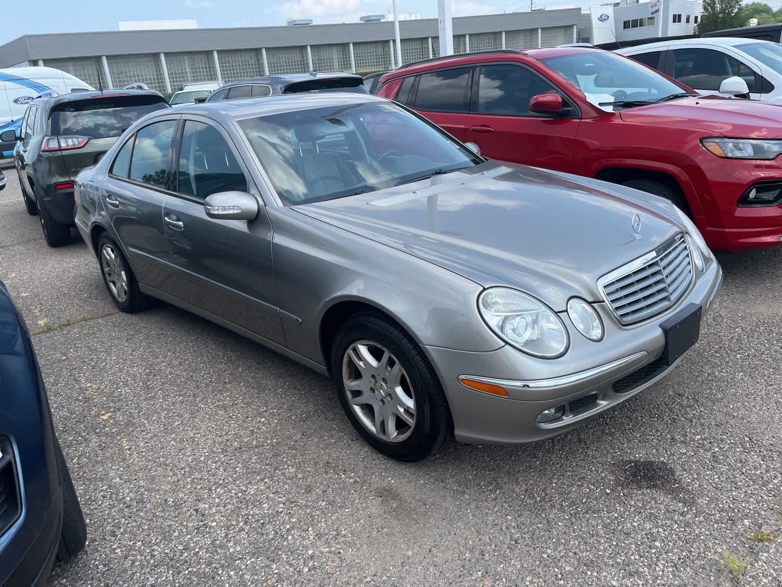 Thumbnail: 2005 Mercedes-Benz E-Class - 18