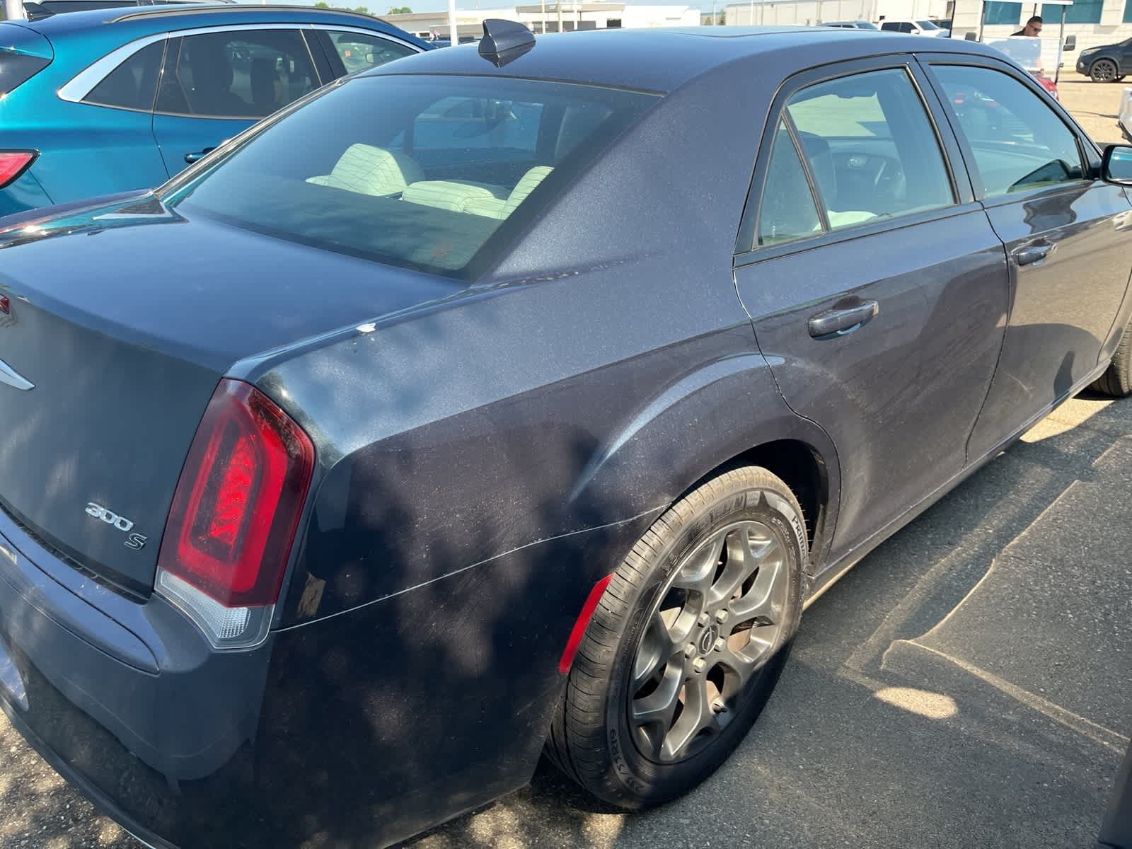 Thumbnail: 2017 Chrysler 300 - 13