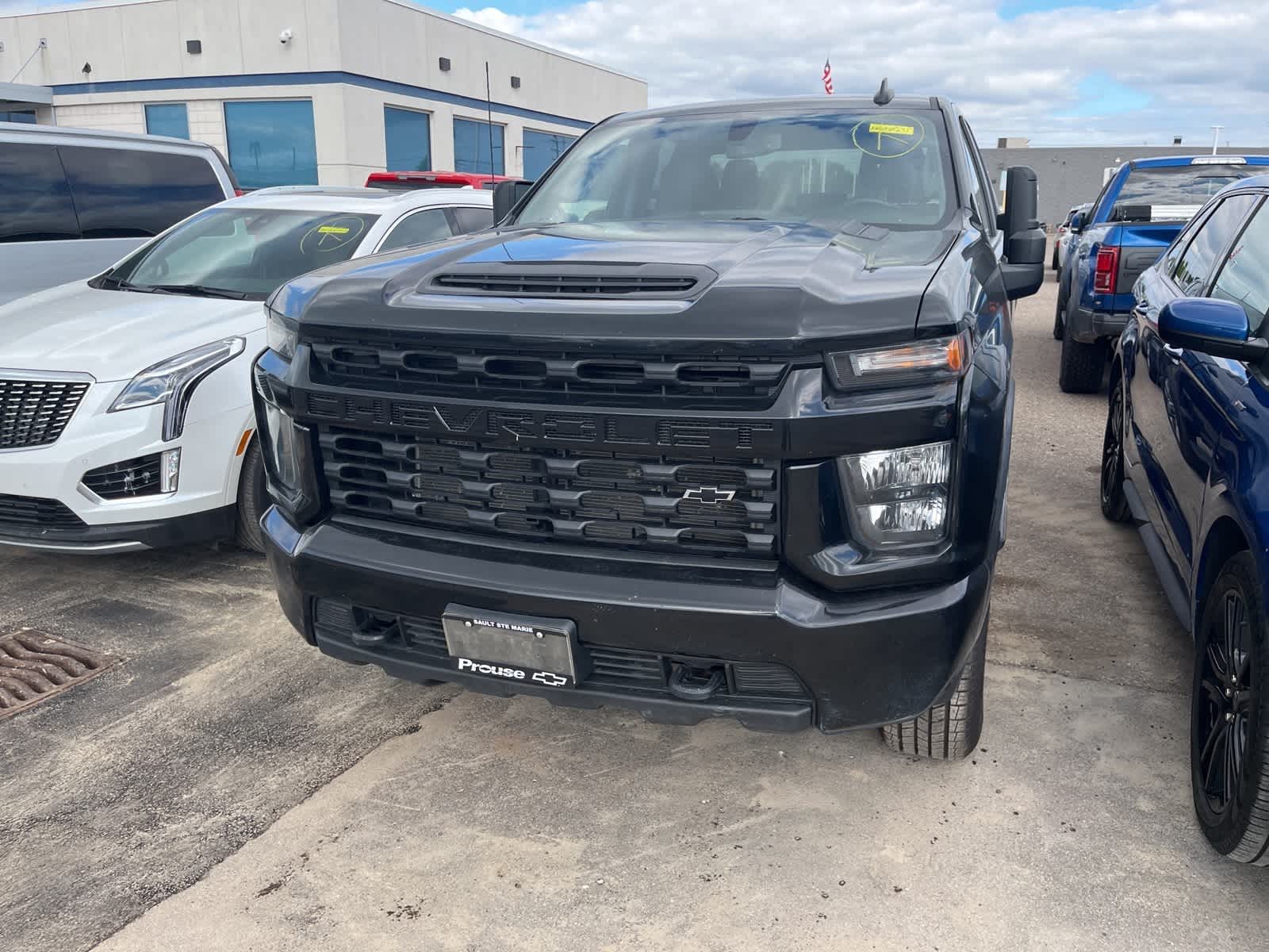 Thumbnail: 2022 Chevrolet Silverado 2500 - 4