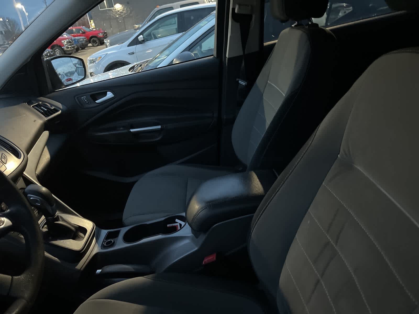 Thumbnail: 2015 Ford Escape - 23