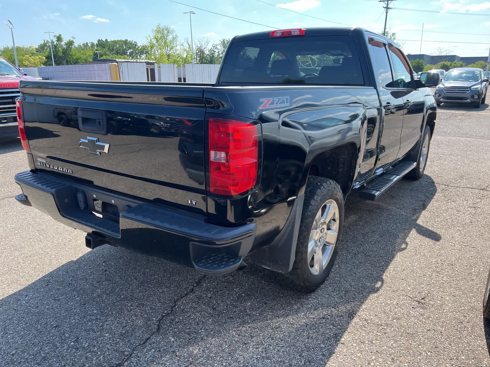 Thumbnail: 2016 Chevrolet Silverado 1500 - 12