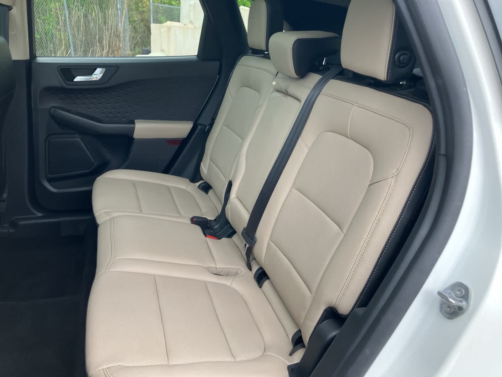 2020 Ford Escape SEL 23