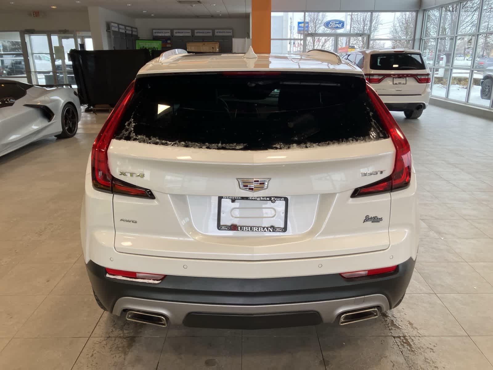 Thumbnail: 2021 Cadillac XT4 - 6