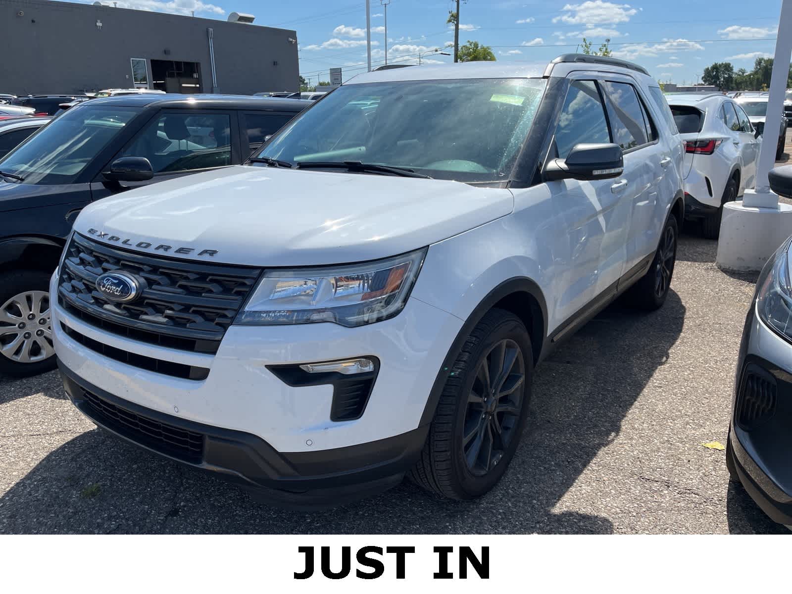 Thumbnail: 2018 Ford Explorer - 1