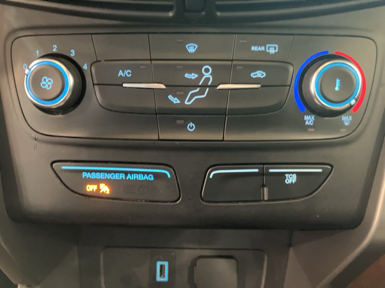 Thumbnail: 2018 Ford Escape - 17