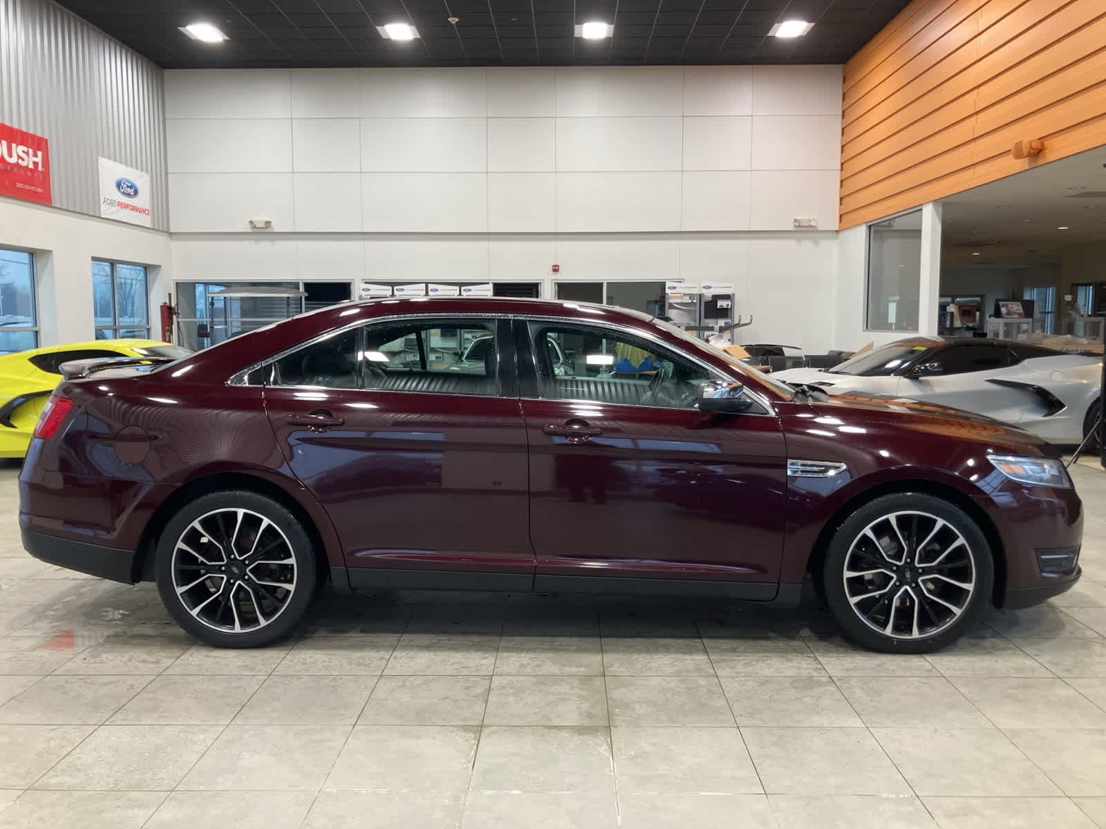Thumbnail: 2019 Ford Taurus - 4