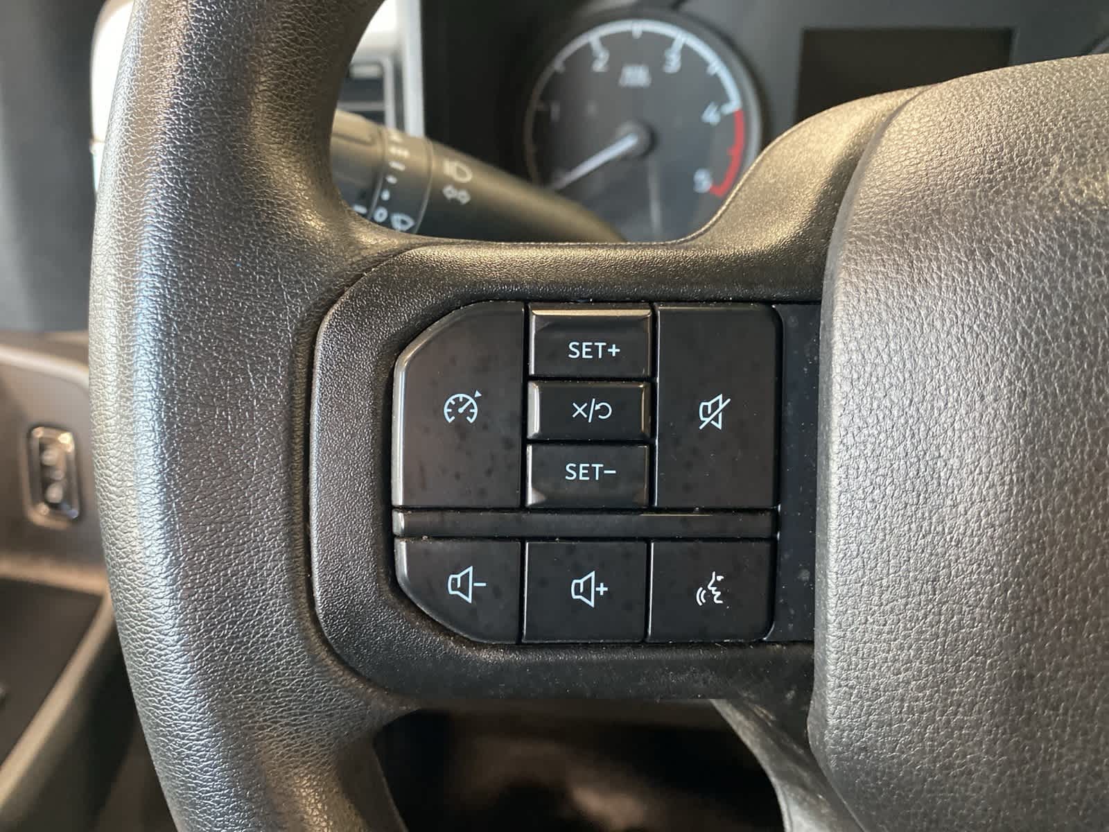 Thumbnail: 2024 Ford Econoline - 22