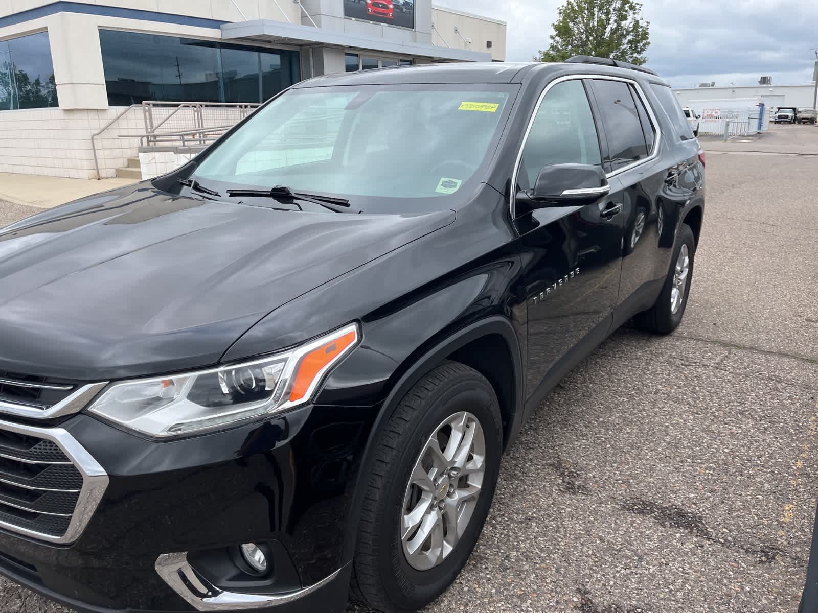 Thumbnail: 2019 Chevrolet Traverse - 4