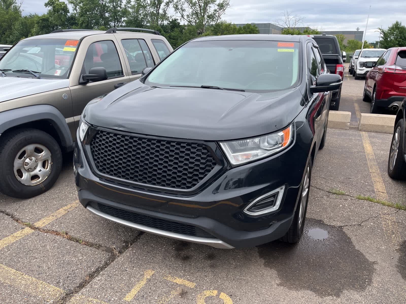 Thumbnail: 2015 Ford Edge - 3