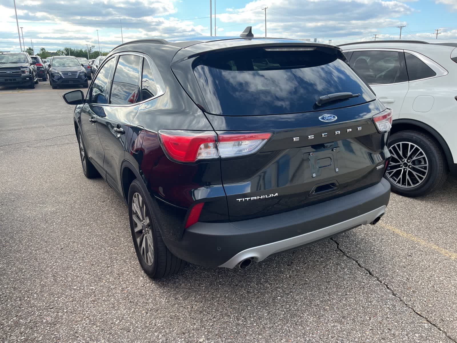 Thumbnail: 2021 Ford Escape - 8