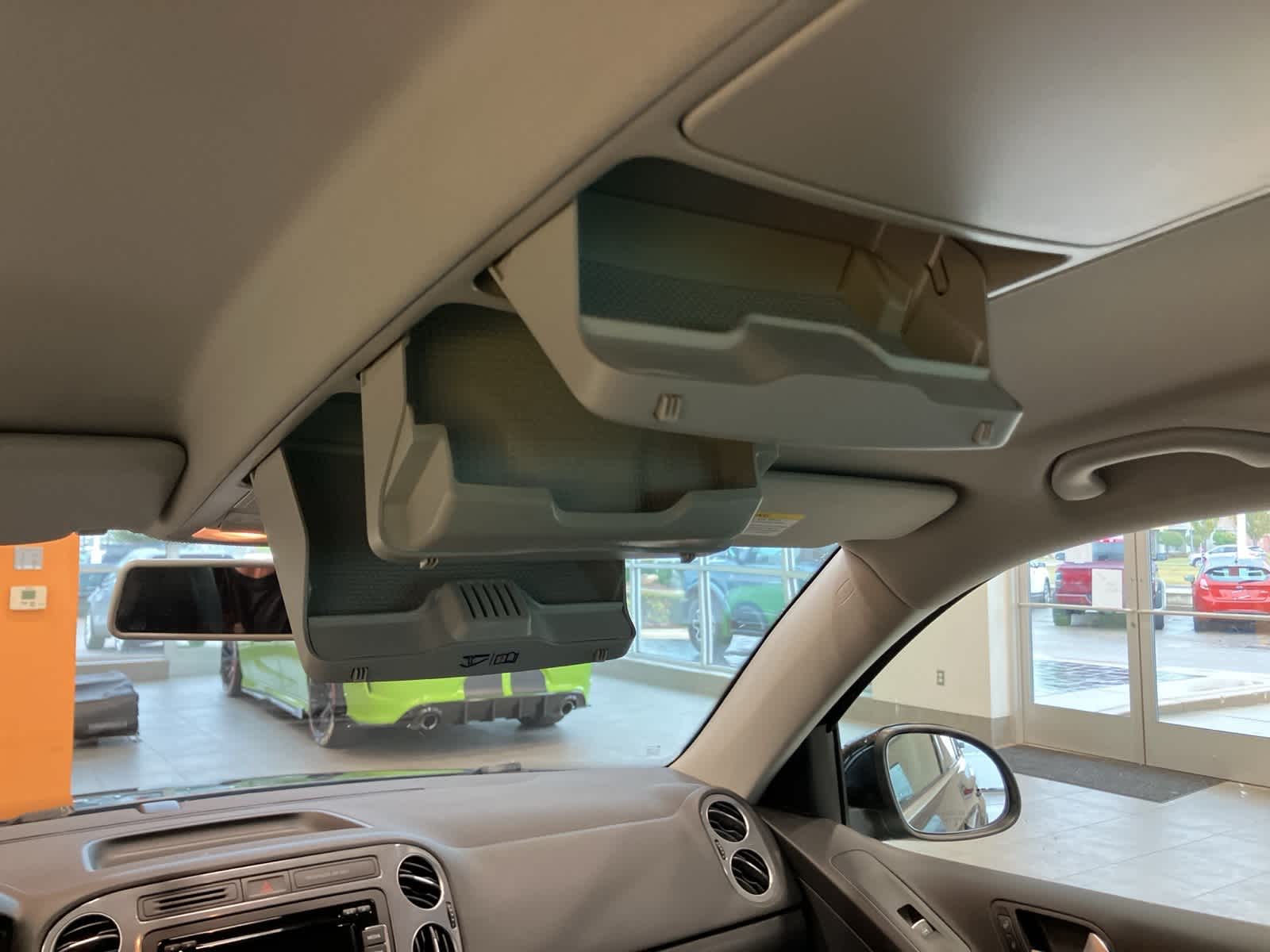 Thumbnail: 2013 Volkswagen Tiguan - 19