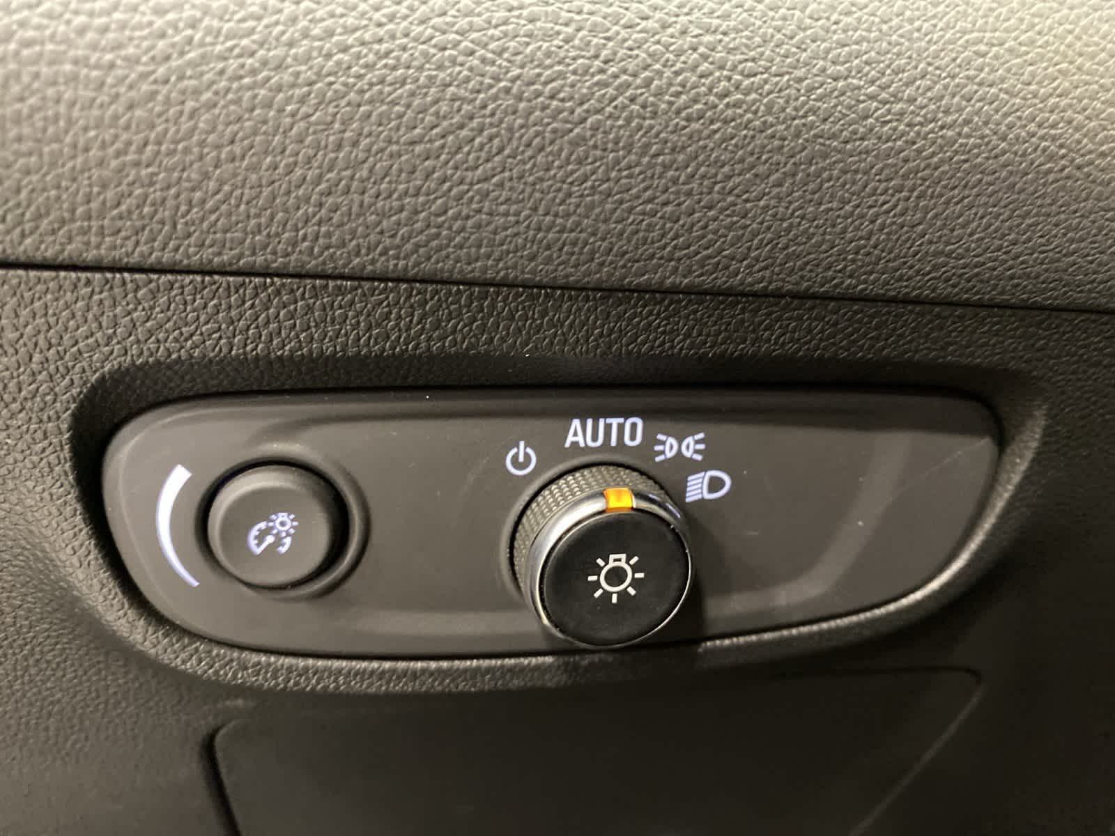 Thumbnail: 2024 Buick Encore GX - 18