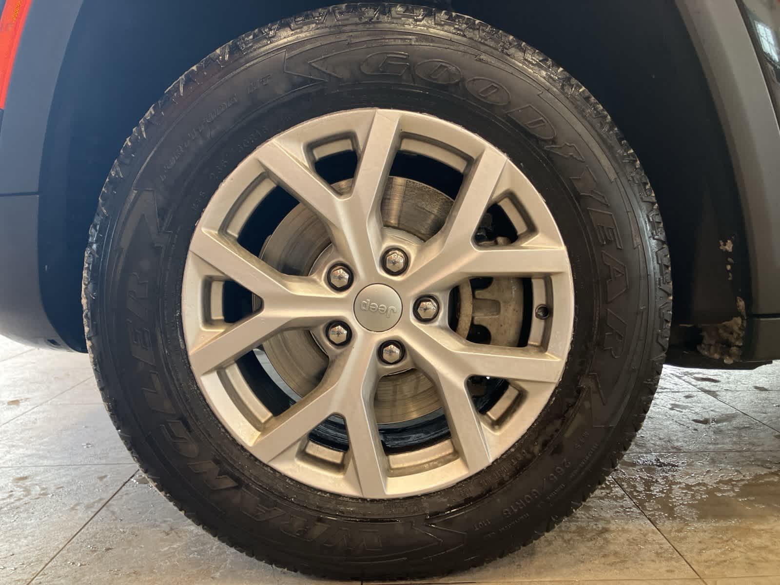 Thumbnail: 2021 Jeep Grand Cherokee L - 9