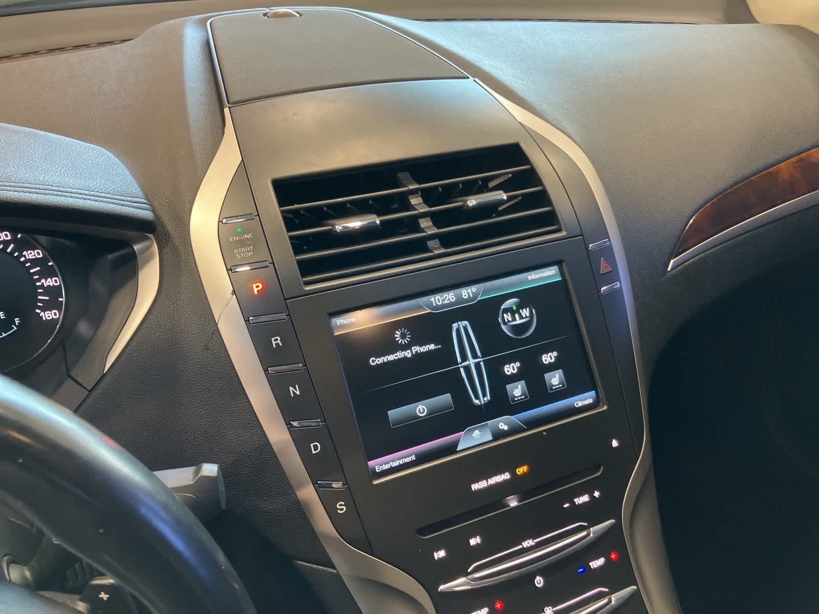 Thumbnail: 2016 Lincoln MKZ - 19