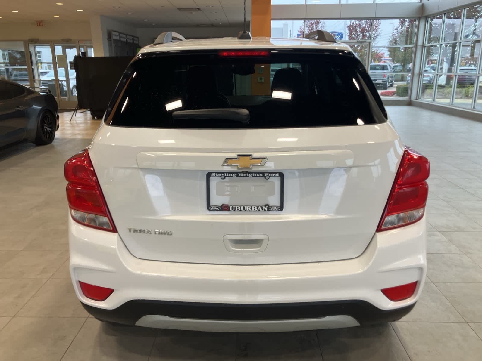 Thumbnail: 2022 Chevrolet Trax - 6