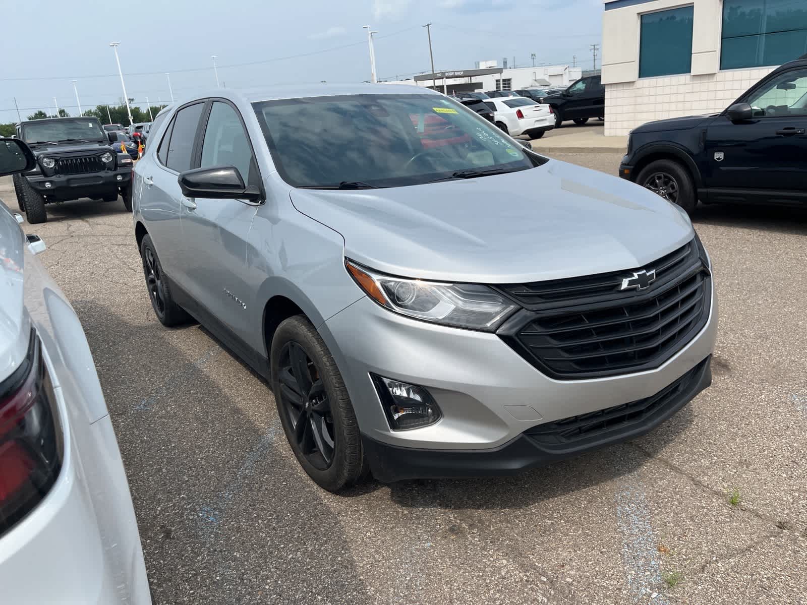 Thumbnail: 2021 Chevrolet Equinox - 17