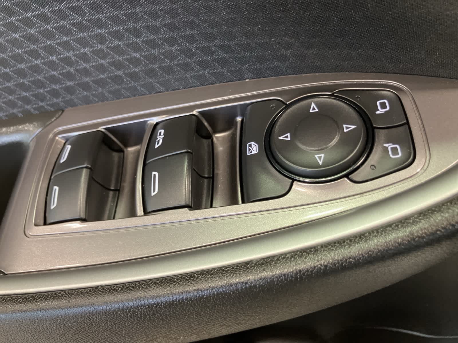 Thumbnail: 2024 Chevrolet Malibu - 14